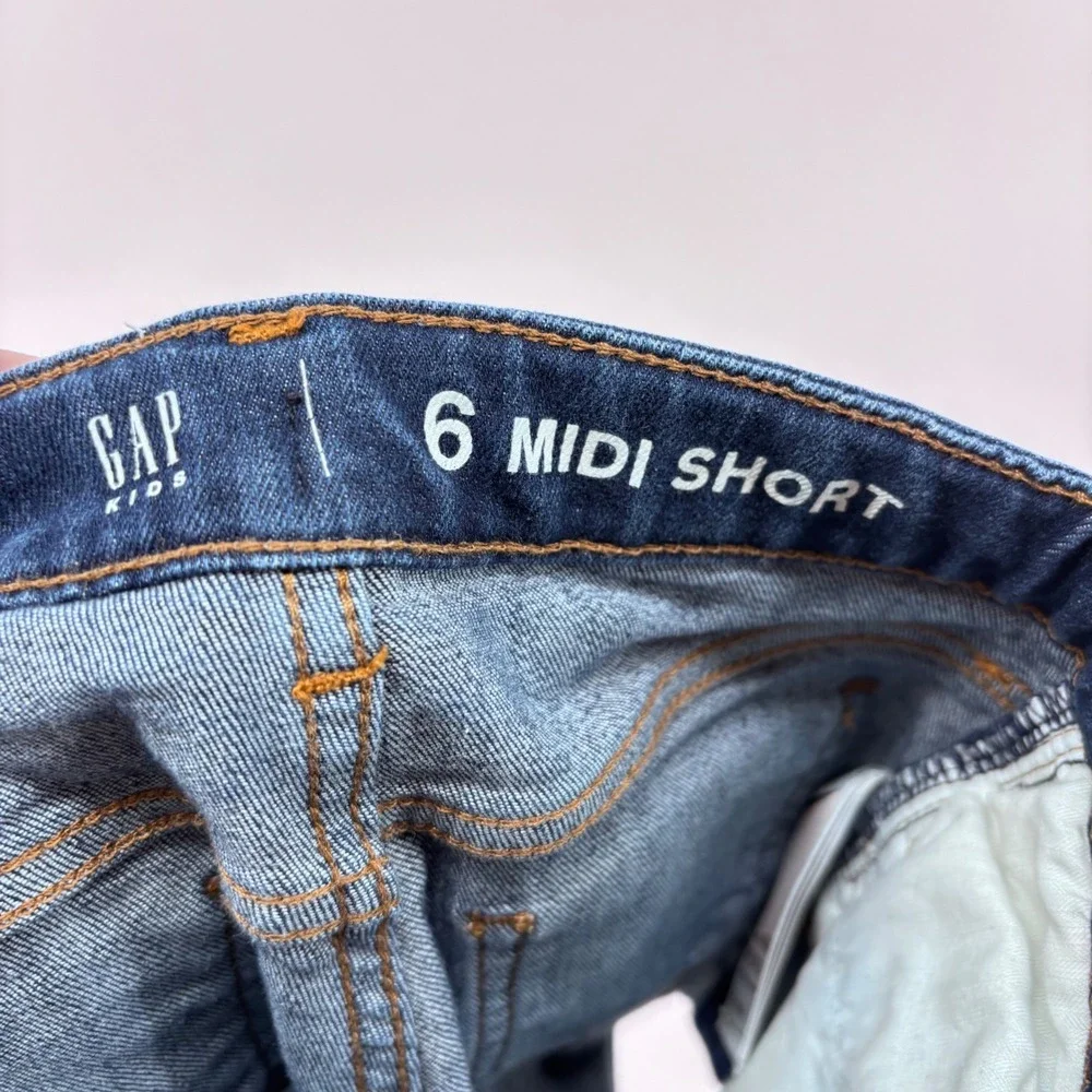 Gap Kids Girls Denim Shorts Blue Wash Cuffed Hem‎ Casual Everyday